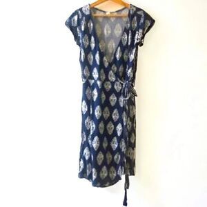 Old Navy blue wrap dress size Medium cap sleeve patterned office vintage Y2K